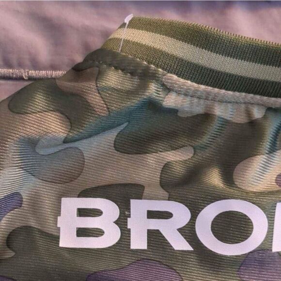 NFL Denver Broncos Camo Dog Jersey NWOT BENEFITS SENIOR RESCUE - Picture 2 of 9